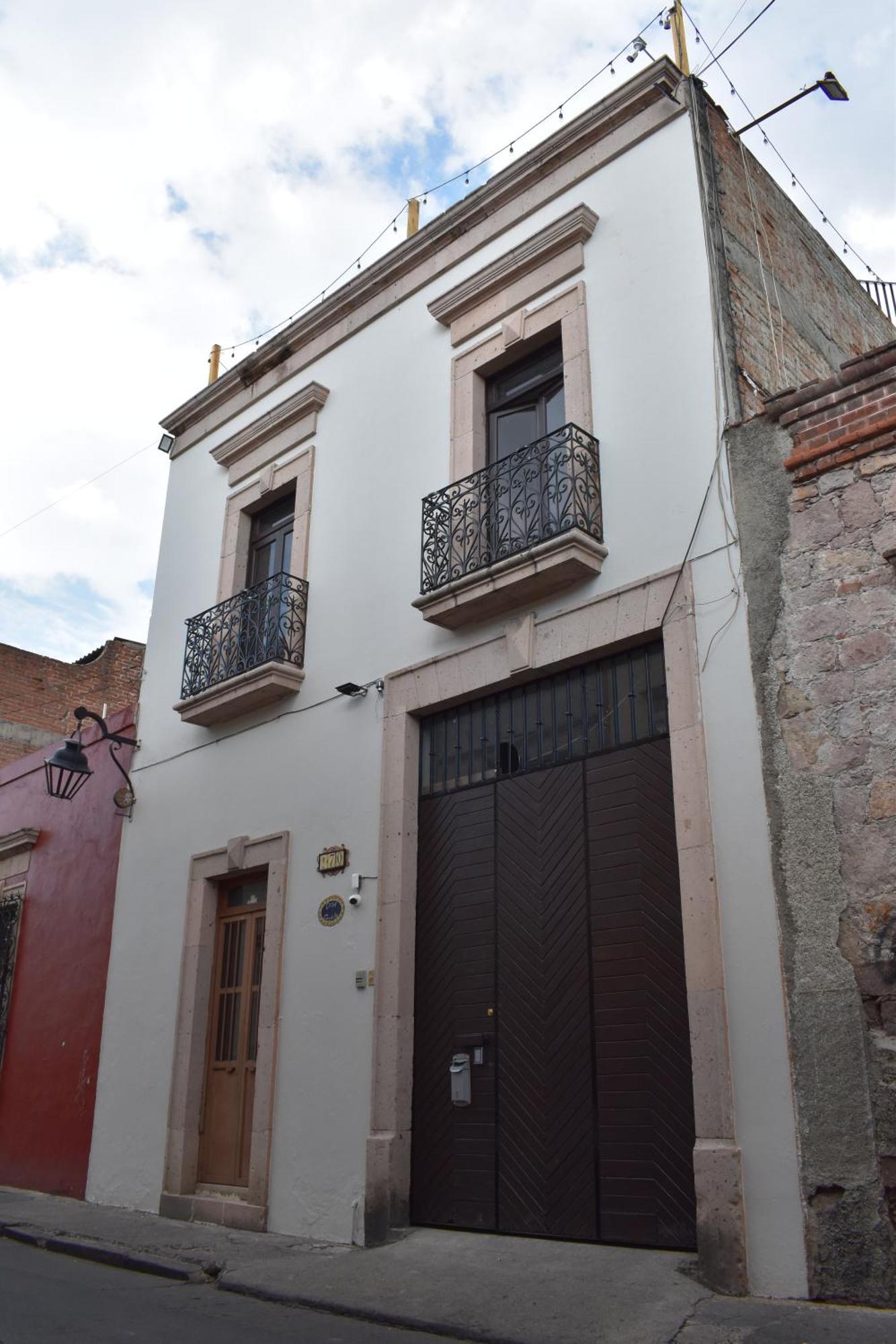 El Suburbio - Serapio Rendon Morelia Luaran gambar